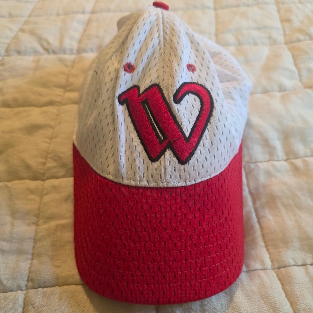 Pro-Line Baseball Cap Unisex 7 1/8 White Red Mesh Fitted Texas W Logo Hat Retro